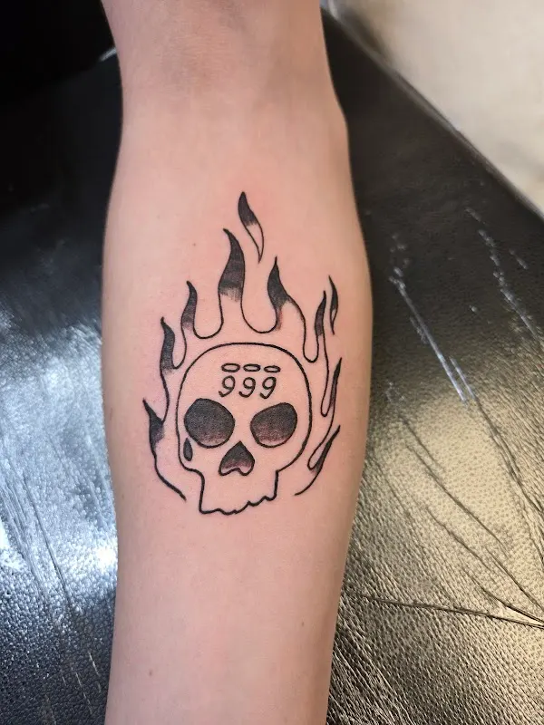 Sideshow Productions — Tattoo and piercing shop in Murray